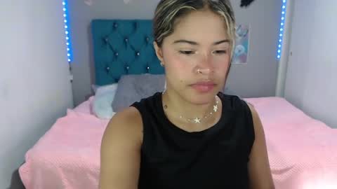 Snapshot of miacumgirl chatting on 06-03-26, 12:30 miacumgirl online show from 06-03-26, 12:30