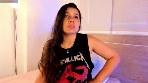 IG Yojanagomez  online show from 04-16-26, 09:39