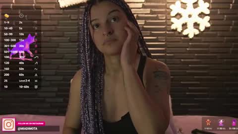 Mia online show from 12-05-24, 03:48