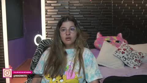 Mia online show from 02-23-25, 02:18