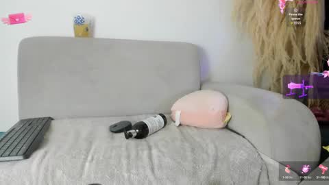 Snapshot of miafisher_ chatting on 09-23-25, 09:56 Miafisher online show from 09-23-25, 09:56