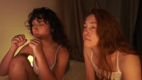 Snapshot of miafleur chatting on 11-22-25, 07:35 Mia online show from 11-22-25, 07:35