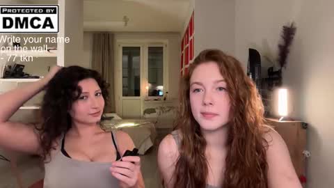 Snapshot of miafleur chatting on 03-12-26, 07:53 Mia online show from 03-12-26, 07:53