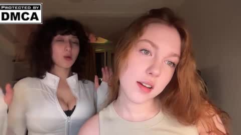 Mia online show from 05-18-26, 11:10