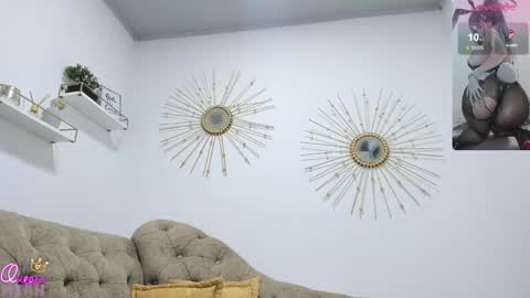 Miah Collins online show from 04-15-26, 11:39