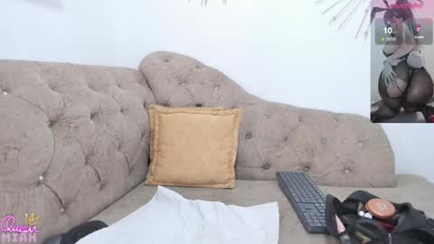 Snapshot of miah_bigboobs chatting on 05-28-26, 06:49 Miah Collins online show from 05-28-26, 06:49