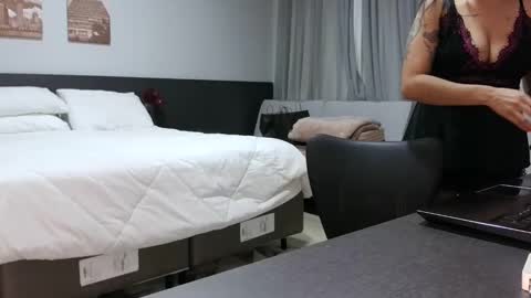 Ms Mia  Owner Of  Your Mind online show from 12-08-24, 12:18