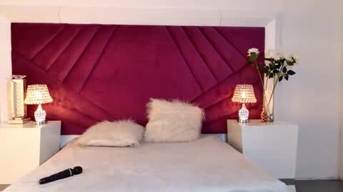 miahantonelli online show from 03-26-26, 08:03