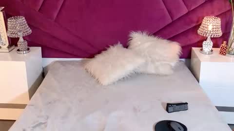 miahantonelli online show from 03-28-26, 07:24