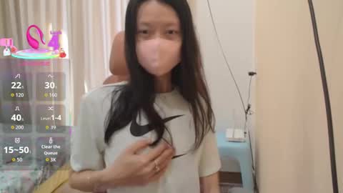 miahchan68 online show from 11-15-25, 02:09