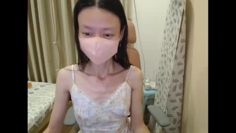 Snapshot of miahchan68 chatting on 06-27-26, 03:28 miahchan68 online show from 06-27-26, 03:28