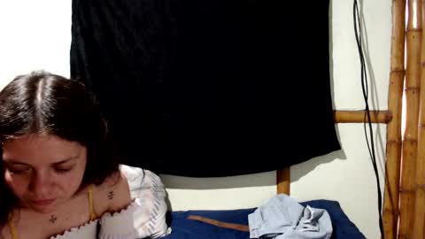 Mia  Sam online show from 10-26-25, 10:15