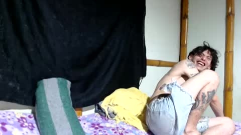 Snapshot of miahells chatting on 07-06-26, 05:15 Mia Sam online show from 07-06-26, 05:15
