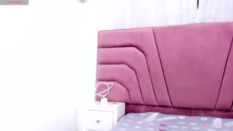 miajhonsonx online show from 10-27-25, 12:42