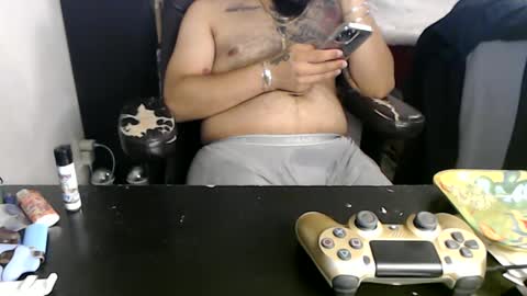 Mark online show from 09-25-25, 03:32