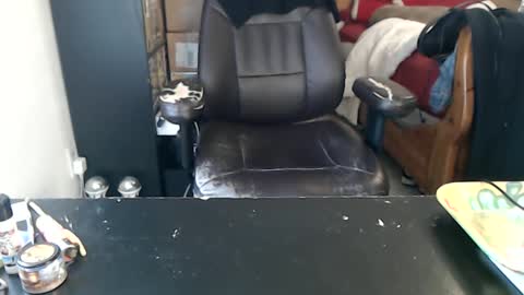 Mark online show from 10-09-25, 05:11