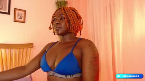 Mia online show from 01-02-25, 10:33