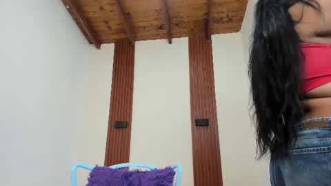 mialane3 online show from 06-10-26, 11:31