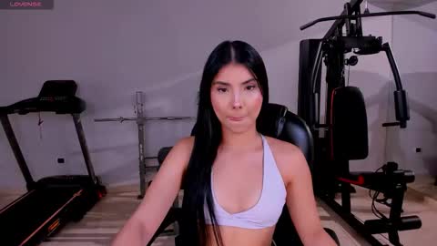 Call me Mia  online show from 03-21-26, 06:55