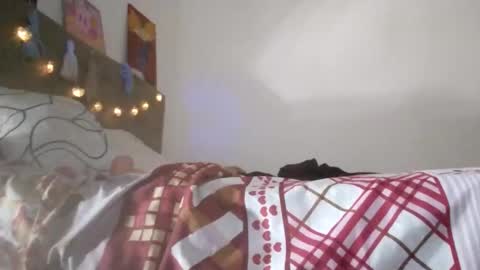 Snapshot of mialuisanasx chatting on 09-20-25, 08:43 mialuisanasx online show from 09-20-25, 08:43