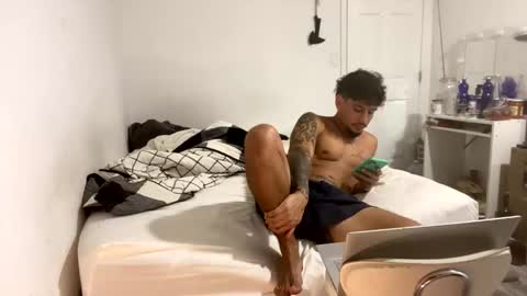 Snapshot of miamiclos1 chatting on 02-22-26, 02:45 miamiclos1 online show from 02-22-26, 02:45