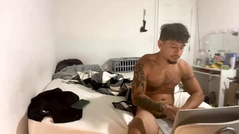 Snapshot of miamiclos1 chatting on 02-28-26, 02:29 miamiclos1 online show from 02-28-26, 02:29