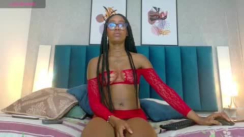 Snapshot of miamidnight1 chatting on 03-03-25, 12:27 Mia online show from 03-03-25, 12:27