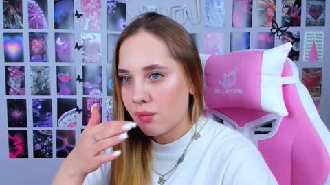 Snapshot of miamilas chatting on 02-07-25, 08:55 miamilas online show from 02-07-25, 08:55