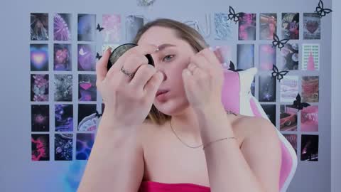 Snapshot of miamilas chatting on 03-10-25, 06:38 miamilas online show from 03-10-25, 06:38