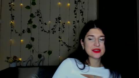 Snapshot of miamilff_sugar chatting on 02-10-26, 06:39 Alianna online show from 02-10-26, 06:39