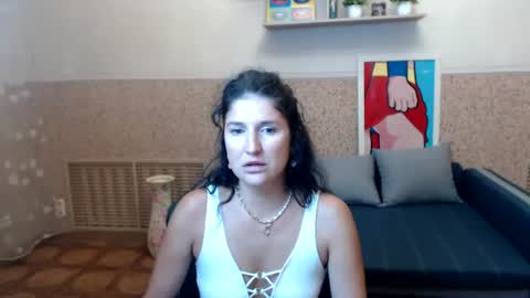 Snapshot of miamilff_sugar chatting on 07-08-26, 11:26 Alianna online show from 07-08-26, 11:26