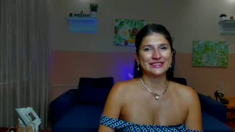 Snapshot of miamilff_sugar chatting on 07-17-26, 05:58 Alianna online show from 07-17-26, 05:58