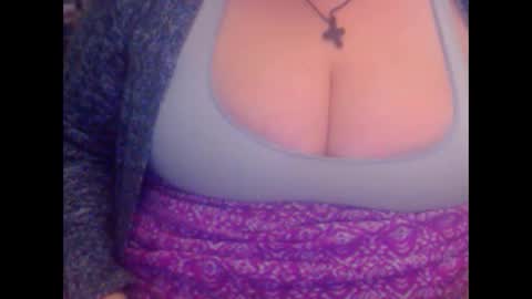 Snapshot of miamimistress chatting on 03-12-25, 07:57 maya online show from 03-12-25, 07:57