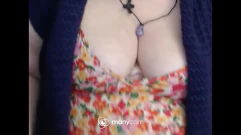 Snapshot of miamimistress chatting on 05-13-26, 07:28 maya online show from 05-13-26, 07:28