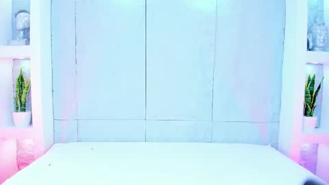 Snapshot of miamistrex chatting on 10-07-25, 04:09 Mia Mistrex online show from 10-07-25, 04:09