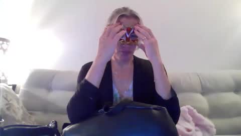 Snapshot of miamitransgirl305 chatting on 03-24-26, 04:06 miamitransgirl305 online show from 03-24-26, 04:06