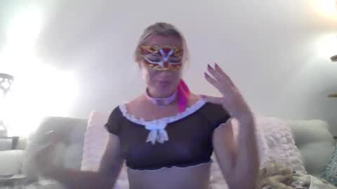 Snapshot of miamitransgirl305 chatting on 03-26-26, 02:06 miamitransgirl305 online show from 03-26-26, 02:06