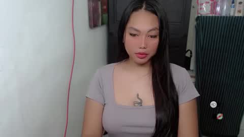Snapshot of miamore_avida chatting on 06-05-26, 10:54 miamore_avida online show from 06-05-26, 10:54