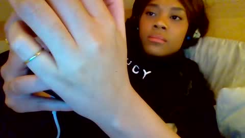 Snapshot of miamuffin8 chatting on 12-22-24, 12:39 MiaMuffn online show from 12-22-24, 12:39