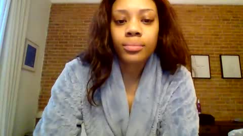 Snapshot of miamuffin8 chatting on 11-17-25, 07:52 MiaMuffn online show from 11-17-25, 07:52