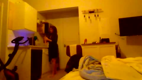 MiaMuffn online show from 04-12-26, 09:14