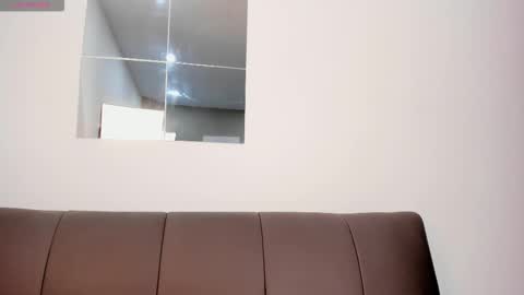 Mia online show from 01-10-26, 08:16