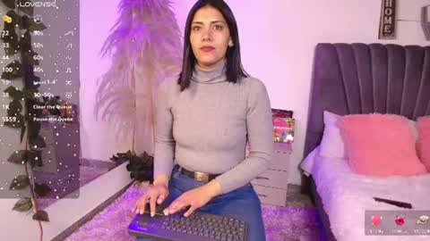 Snapshot of miaoconell chatting on 06-21-26, 10:12 miaoconell online show from 06-21-26, 10:12