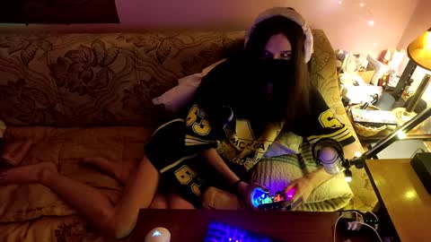 Snapshot of miaowhowl chatting on 02-08-25, 09:57 Kristien online show from 02-08-25, 09:57