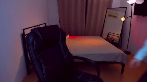 Snapshot of miapaw chatting on 02-07-25, 09:26 Mia online show from 02-07-25, 09:26