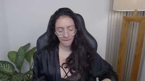 MIAPORTMANN online show from 02-25-26, 10:47