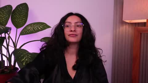 MIAPORTMANN online show from 06-07-26, 10:19