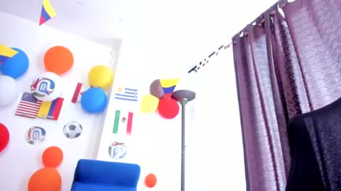 Snapshot of miarobertsmilf chatting on 07-04-26, 02:12 Mia Milf online show from 07-04-26, 02:12