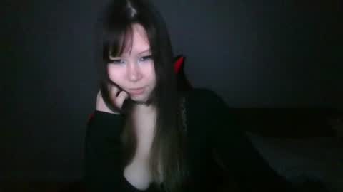 Snapshot of miasavagequeen chatting on 06-20-26, 03:15 MiaSavageQueen online show from 06-20-26, 03:15