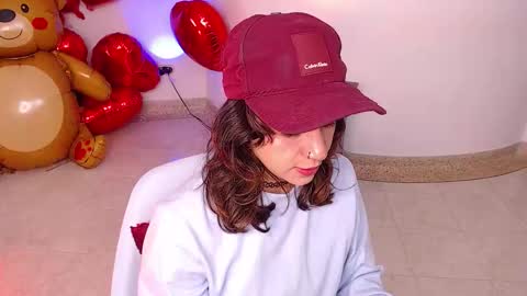 Snapshot of miascarlet_16 chatting on 10-07-25, 03:09 miascarlet_16 online show from 10-07-25, 03:09